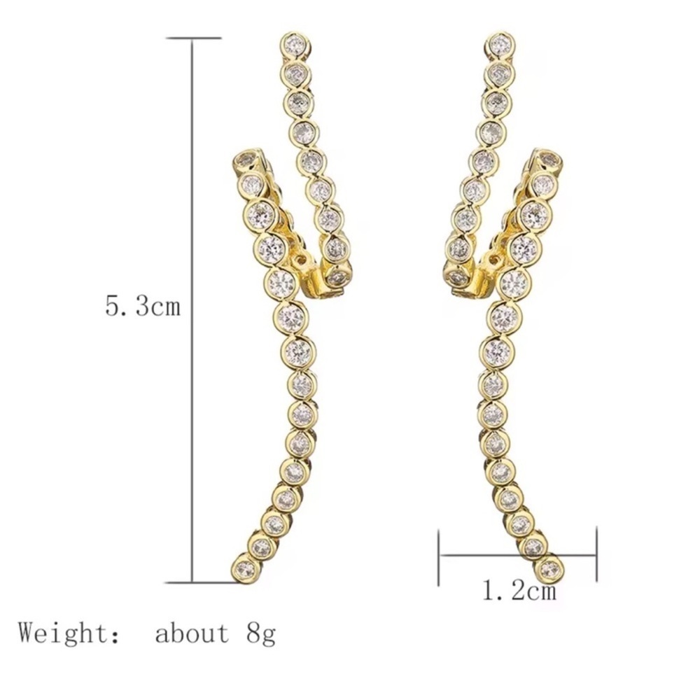 Baroque Diamond Celebrity Gold Earrings - Picture 6 of 8